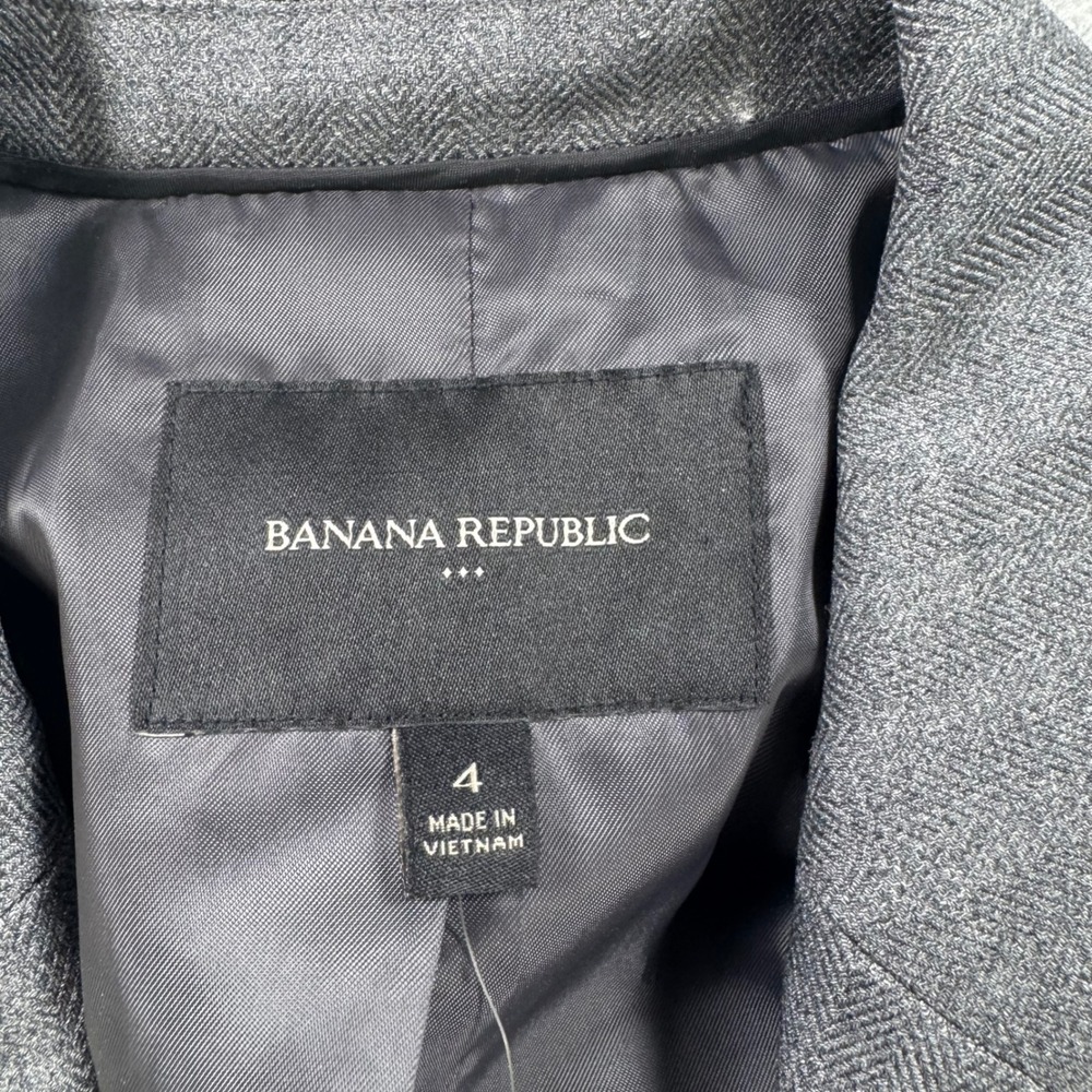Banana Republic Women's Gray Herringbone Blazer Jacket Size 4 - Picture 3 of 8